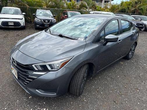 Gun Metallic 2023 Nissan Versa 1.6 SV