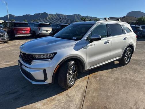 Silky Silver 2022 Kia Sorento Hybrid S