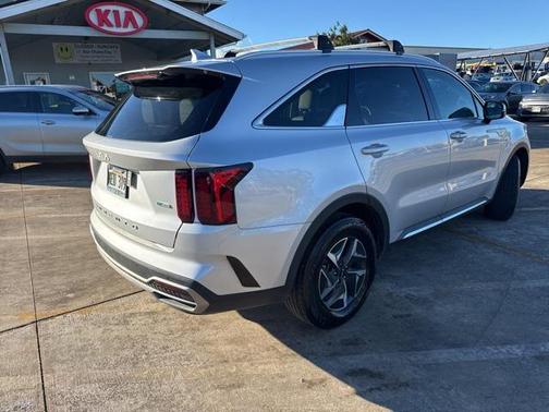Silky Silver 2022 Kia Sorento Hybrid S