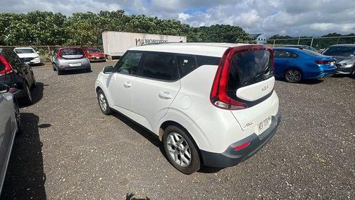 Snow White Pearl 2022 Kia Soul LX