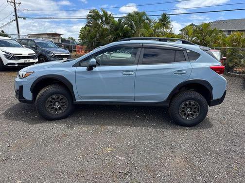 Cool-Gray Khaki 2023 Subaru Crosstrek Premium