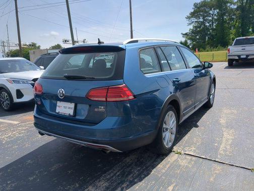 2018 Volkswagen Golf Alltrack TSI SE