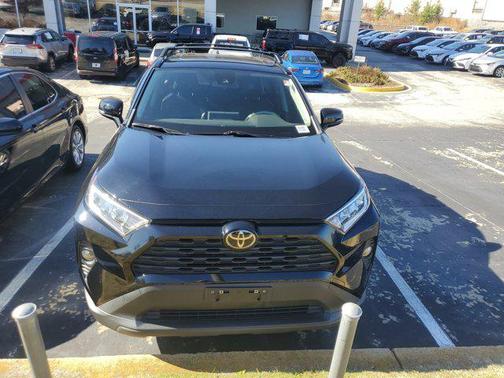 2020 Toyota RAV4 XLE Premium