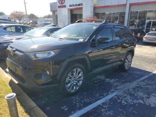 2020 Toyota RAV4 XLE Premium