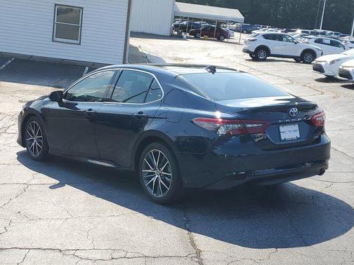 2021 Toyota Camry XLE
