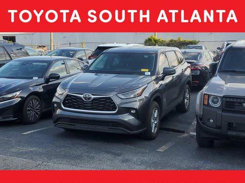 2022 Toyota Highlander LE