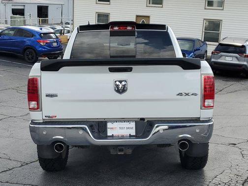 2016 RAM 1500 Laramie