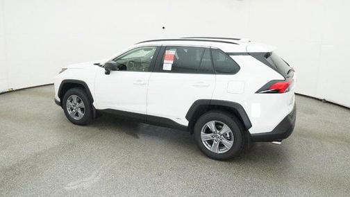 2025 Toyota RAV4 Hybrid LE