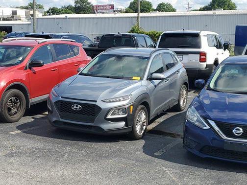 2021 Hyundai KONA SEL