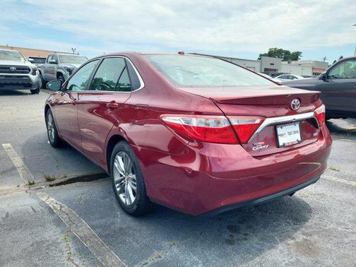 2015 Toyota Camry SE