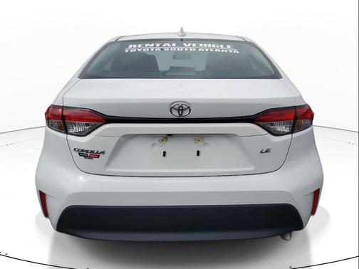 Ice 2025 Toyota Corolla LE