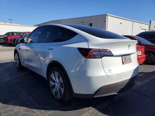 2023 Tesla Model Y Long Range Dual Motor All-Wheel Drive