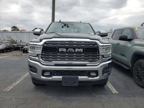 2019 RAM 2500 Limited Crew Cab 4x4 6'4' Box