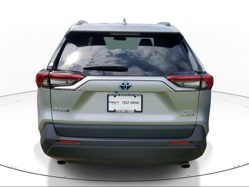 Silver Sky Metallic 2024 Toyota RAV4 Hybrid XLE