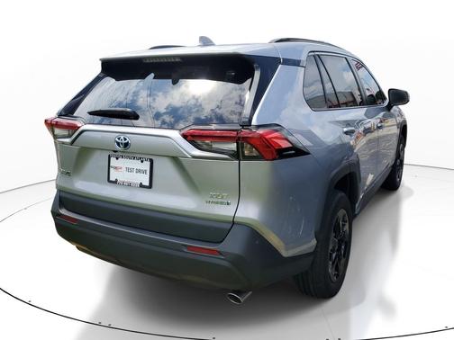 Silver Sky Metallic 2024 Toyota RAV4 Hybrid XLE