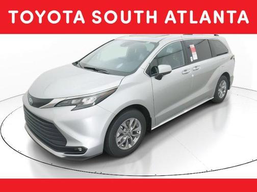 2025 Toyota Sienna XLE 7 Passenger