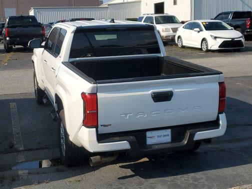 2024 Toyota Tacoma SR5