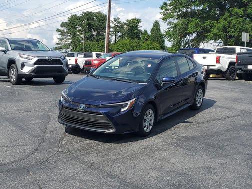 2024 Toyota Corolla Hybrid LE