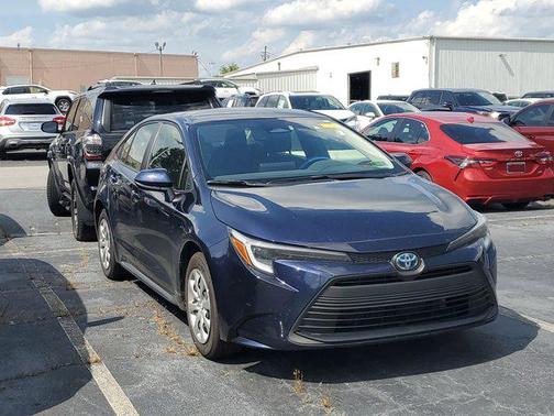 2024 Toyota Corolla Hybrid LE