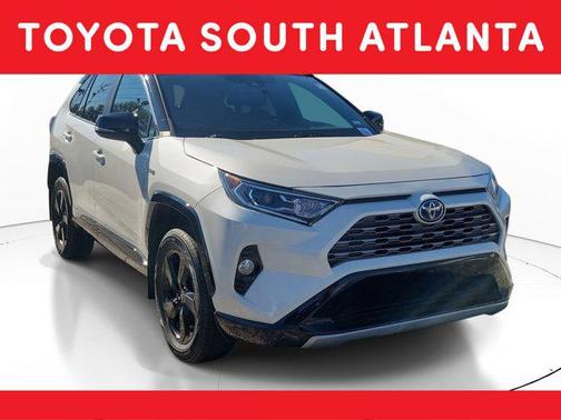 2020 Toyota RAV4 Hybrid SE