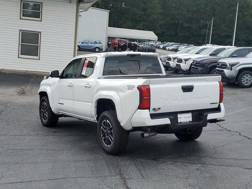 2025 Toyota Tacoma TRD Sport