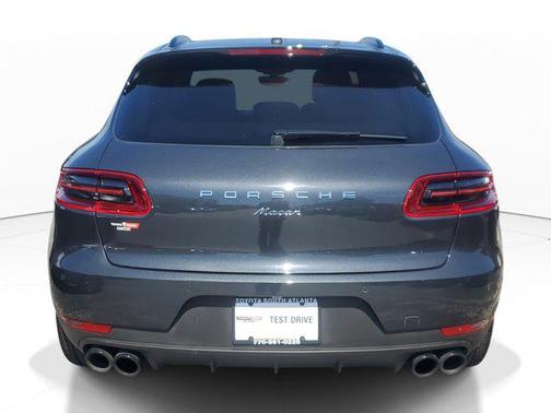 2018 Porsche Macan Sport Edition