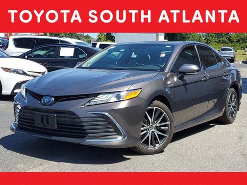 2021 Toyota Camry Hybrid XLE