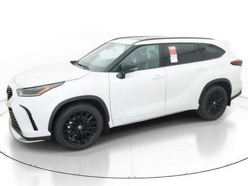 2026 Toyota Highlander XSE