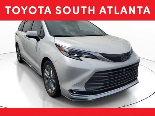 2023 Toyota Sienna Platinum