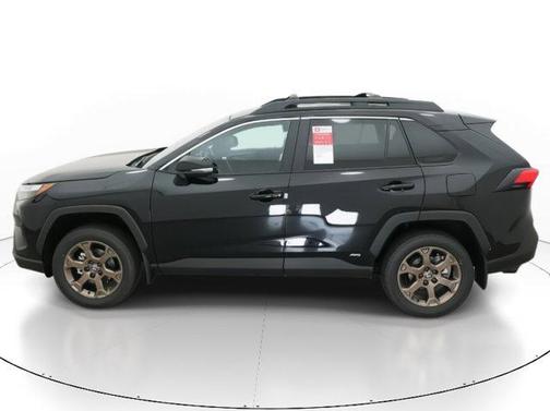 2025 Toyota RAV4 Hybrid SE