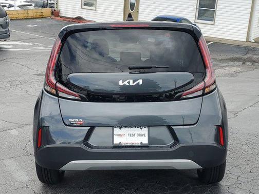 2023 Kia Soul LX