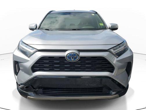 2023 Toyota RAV4 Hybrid SE