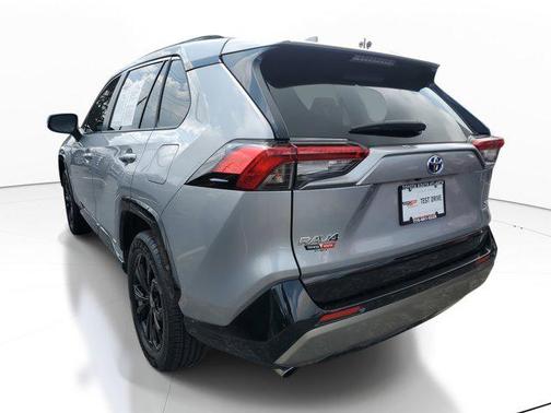 2023 Toyota RAV4 Hybrid SE