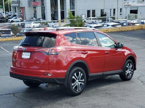 2016 Toyota RAV4 LE