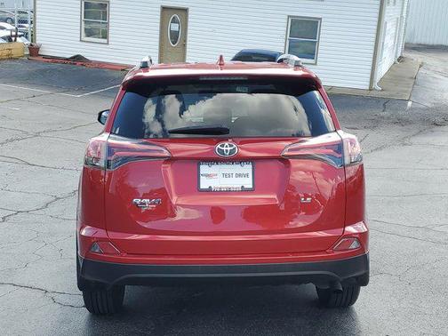 2016 Toyota RAV4 LE