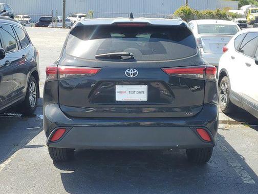 2020 Toyota Highlander XLE