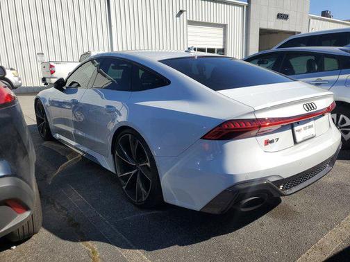 2021 Audi RS 7 4.0T