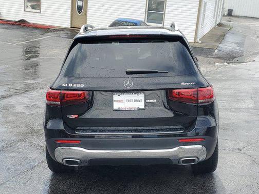 2022 Mercedes-Benz GLB 250 4MATIC