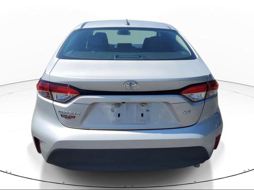 Classic Silver Metallic 2024 Toyota Corolla LE