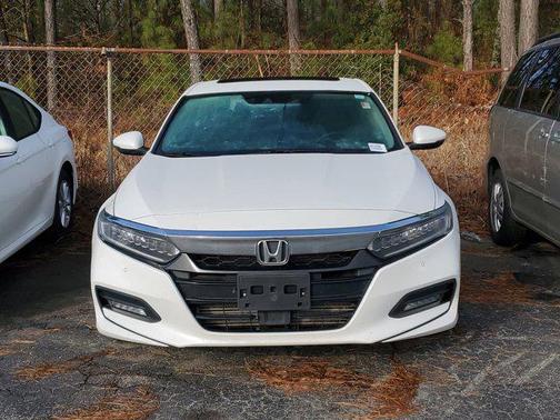 2019 Honda Accord Touring 2.0T