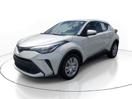 Blizzard Pearl 2021 Toyota C-HR LE