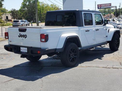 2022 Jeep Gladiator Sport S