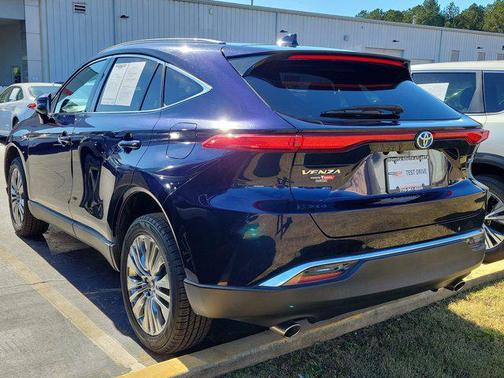 2023 Toyota Venza XLE