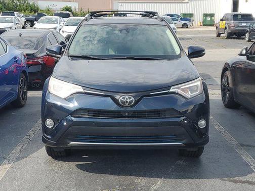 2017 Toyota RAV4 Platinum