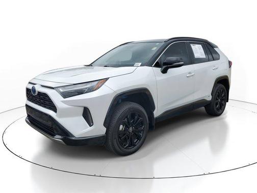 2024 Toyota RAV4 Hybrid SE