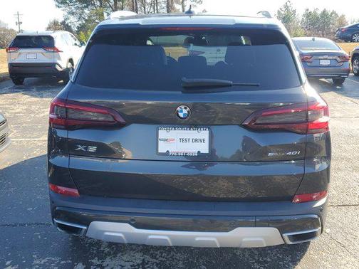 2022 BMW X5 sDrive40i