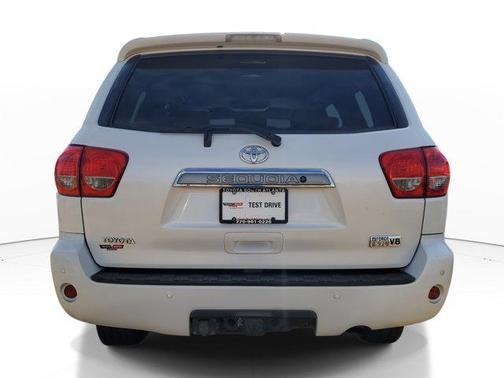 2010 Toyota Sequoia Platinum