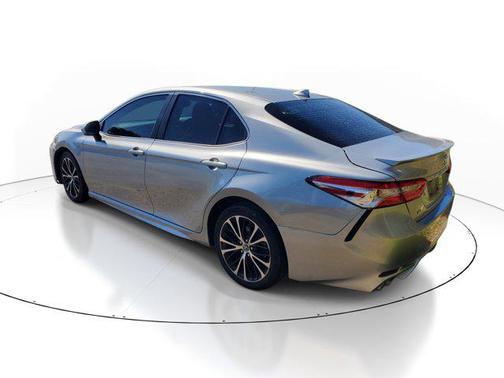 Celestial Silver Metallic 2020 Toyota Camry SE