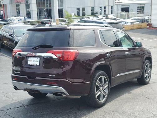 2017 GMC Acadia Denali
