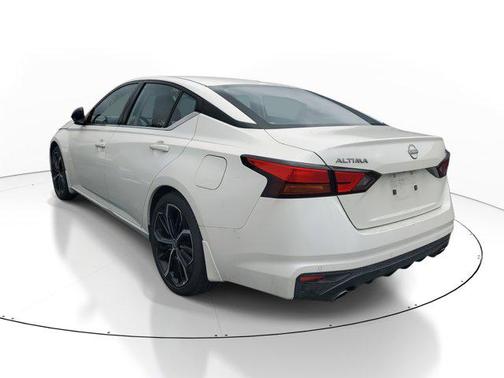 2025 Nissan Altima SR FWD